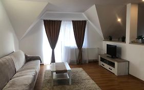 Stefan Apartment